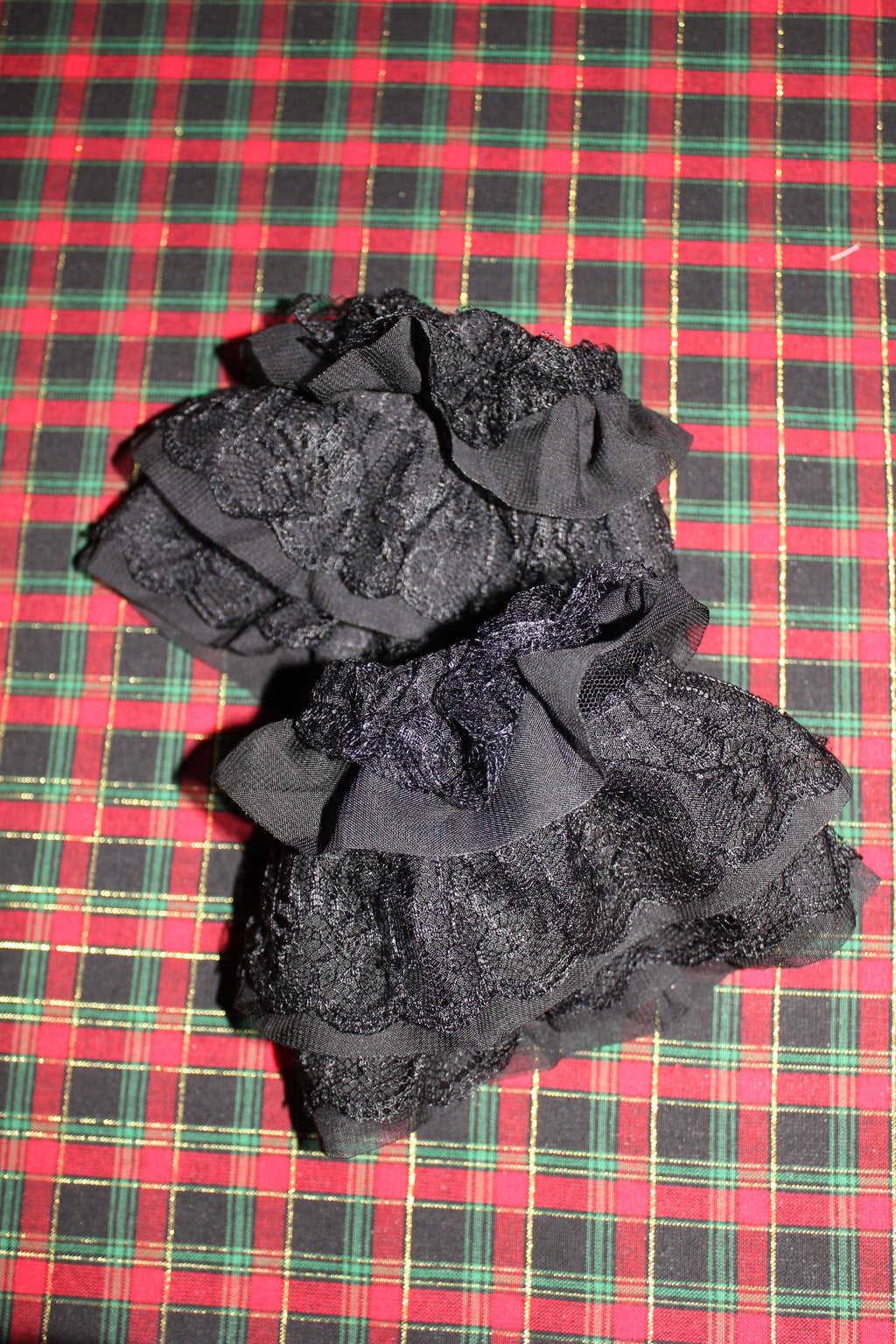 Black Lace Sleeve Cuffs