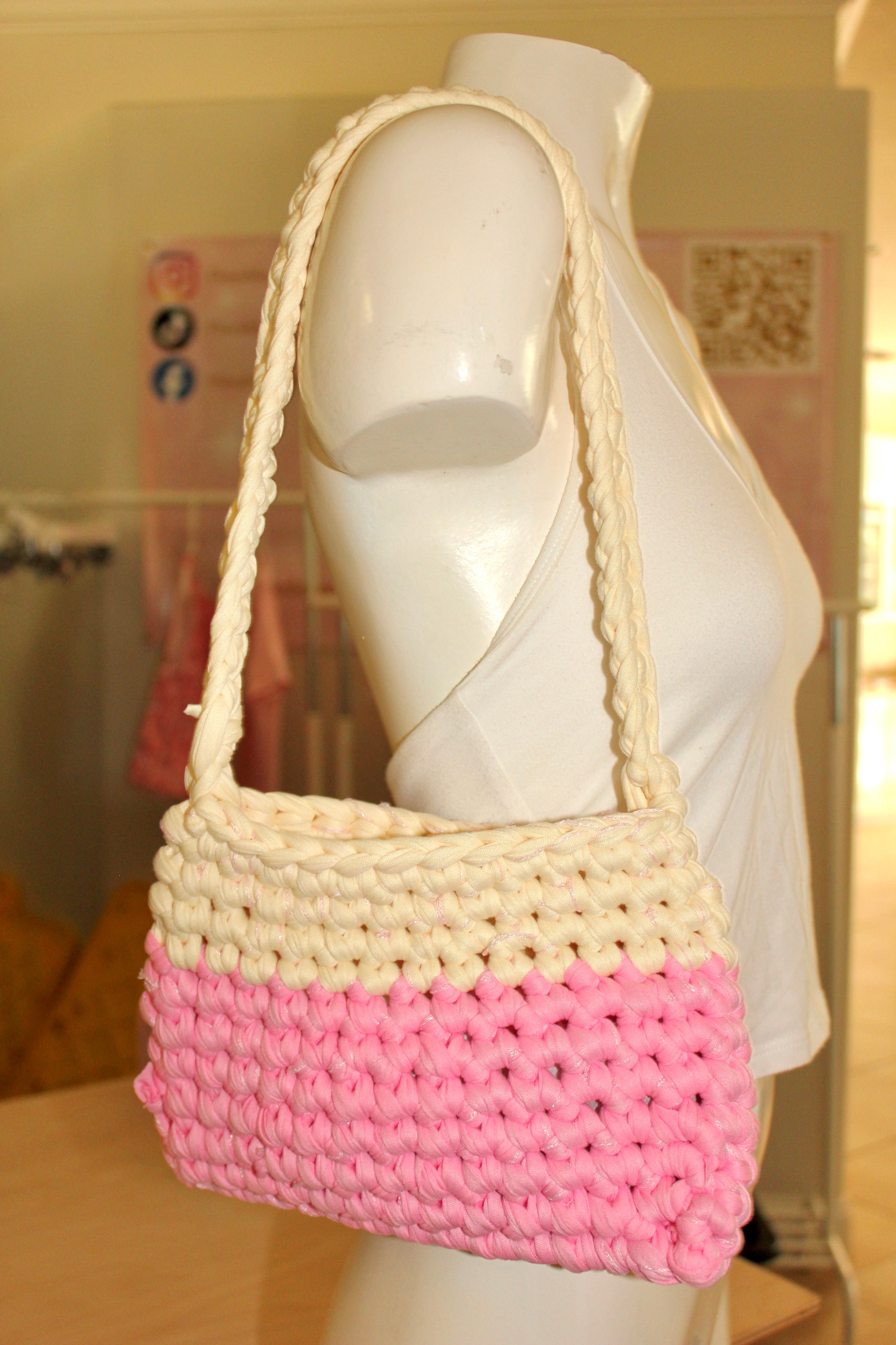 The Crème Fraise Bag