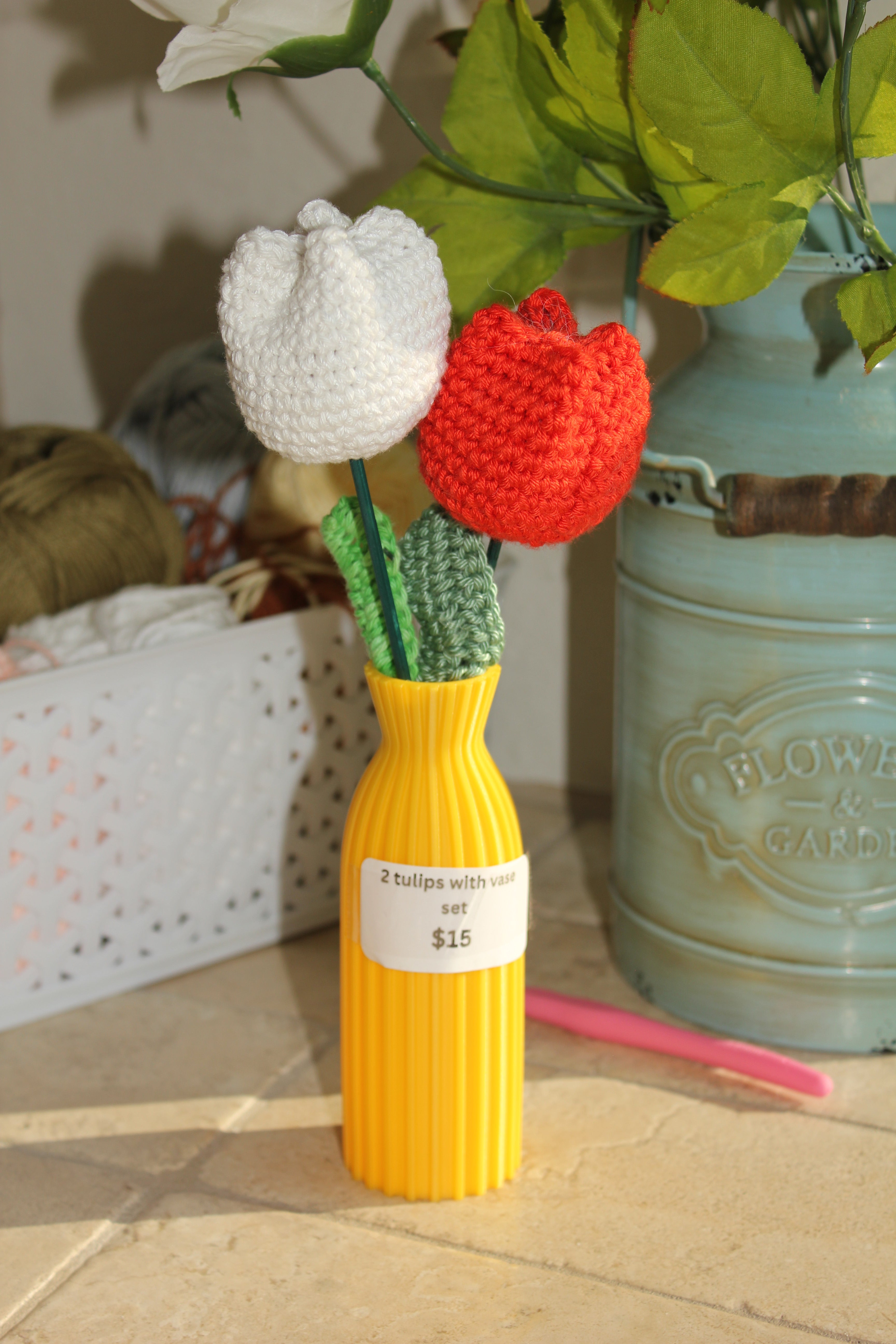 Tulip Daydream - Yellow Vase